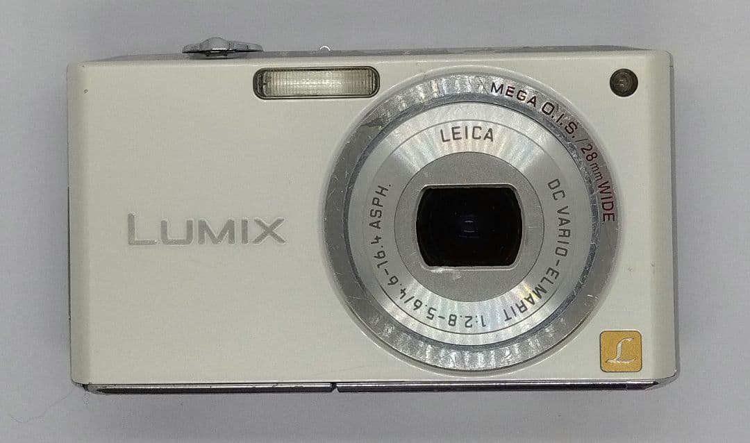 パナソニックLUMIX DMC-FX33 コンパクトデジタルカメラ　ジャンク品扱