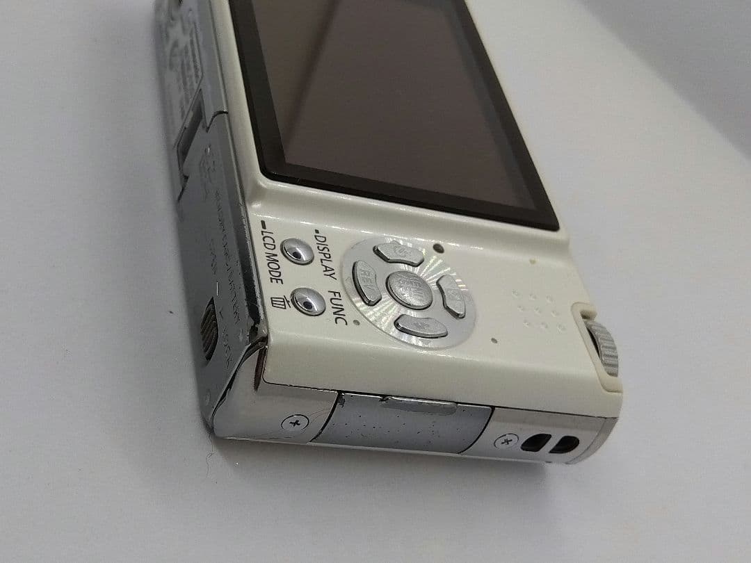 パナソニックLUMIX DMC-FX33 コンパクトデジタルカメラ　ジャンク品扱