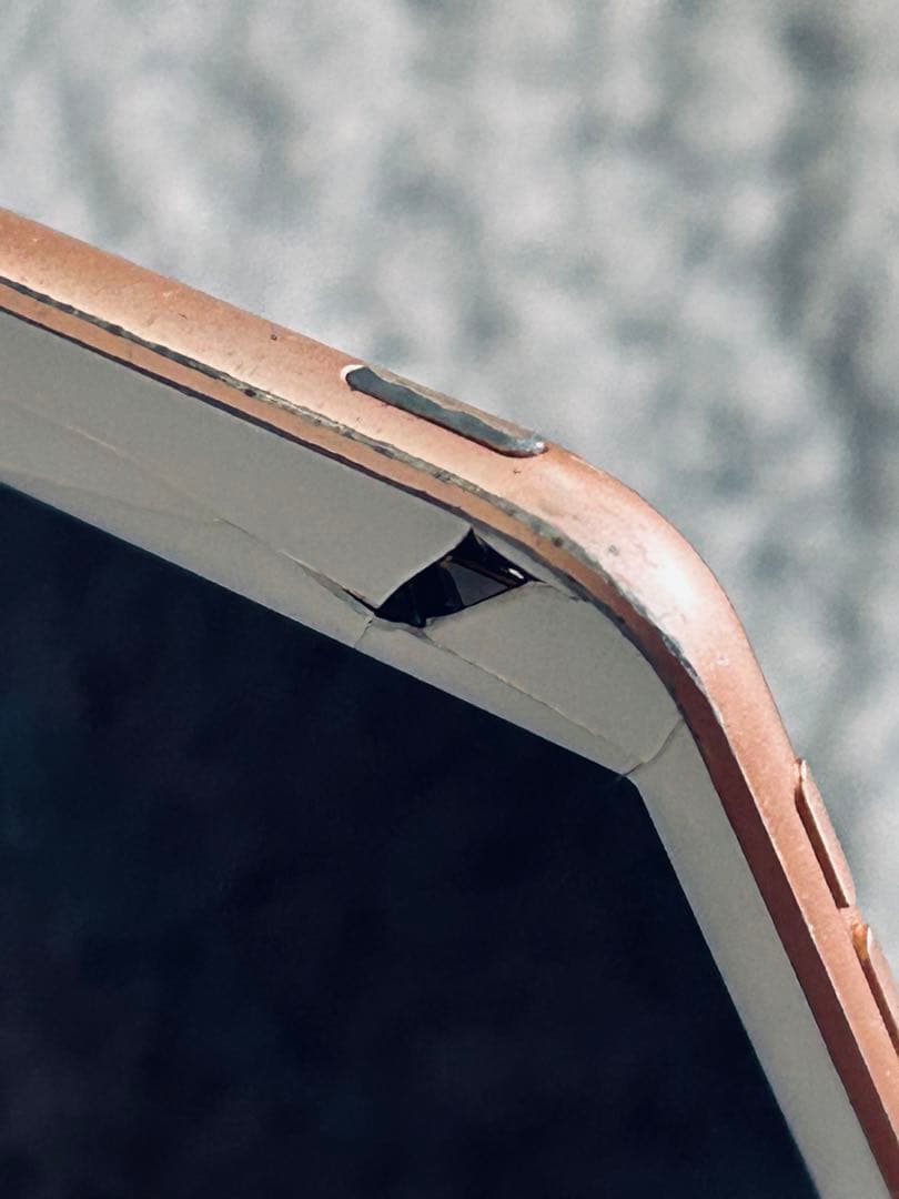 iPad Air 第3世代 64GB Wi-Fi ローズゴールド 本体　画面割れ