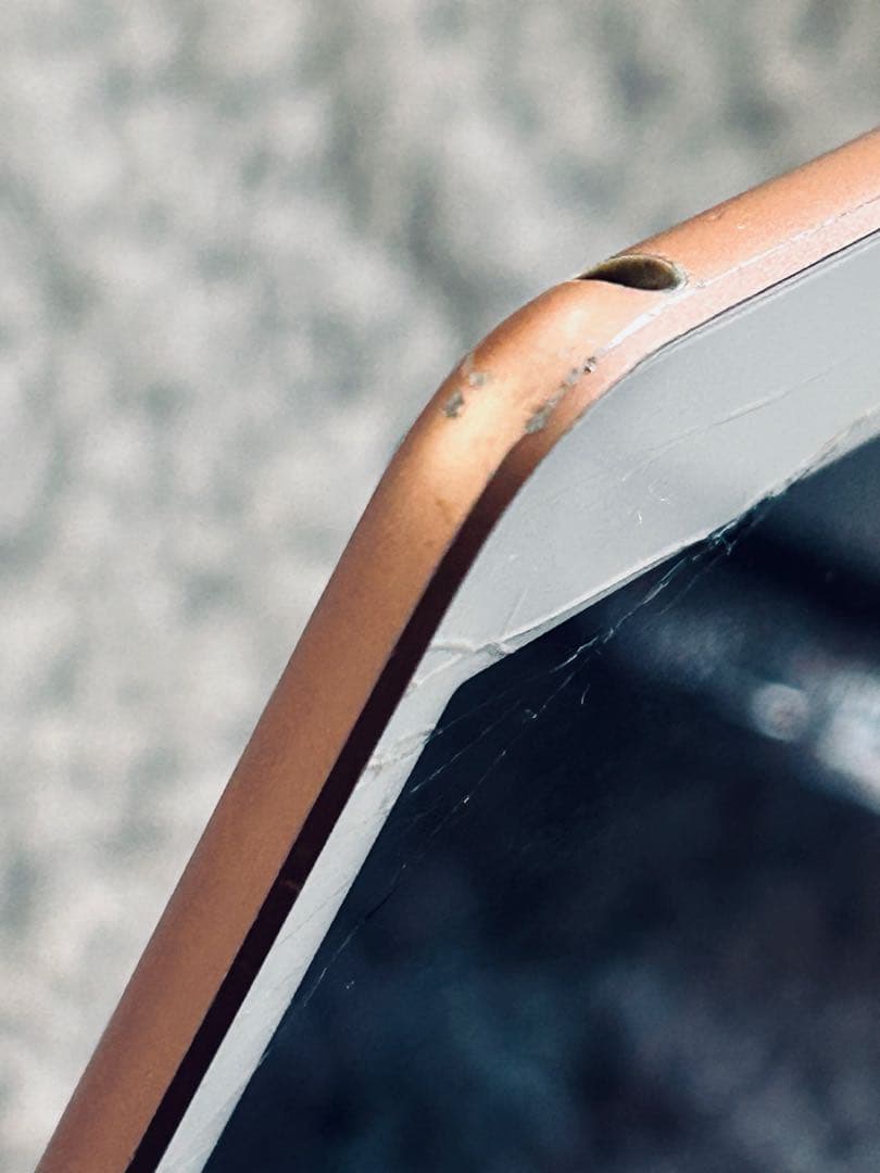 iPad Air 第3世代 64GB Wi-Fi ローズゴールド 本体　画面割れ