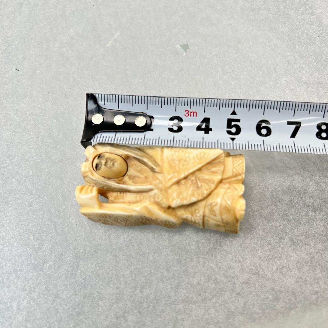 A伝統的な人形 約8cm