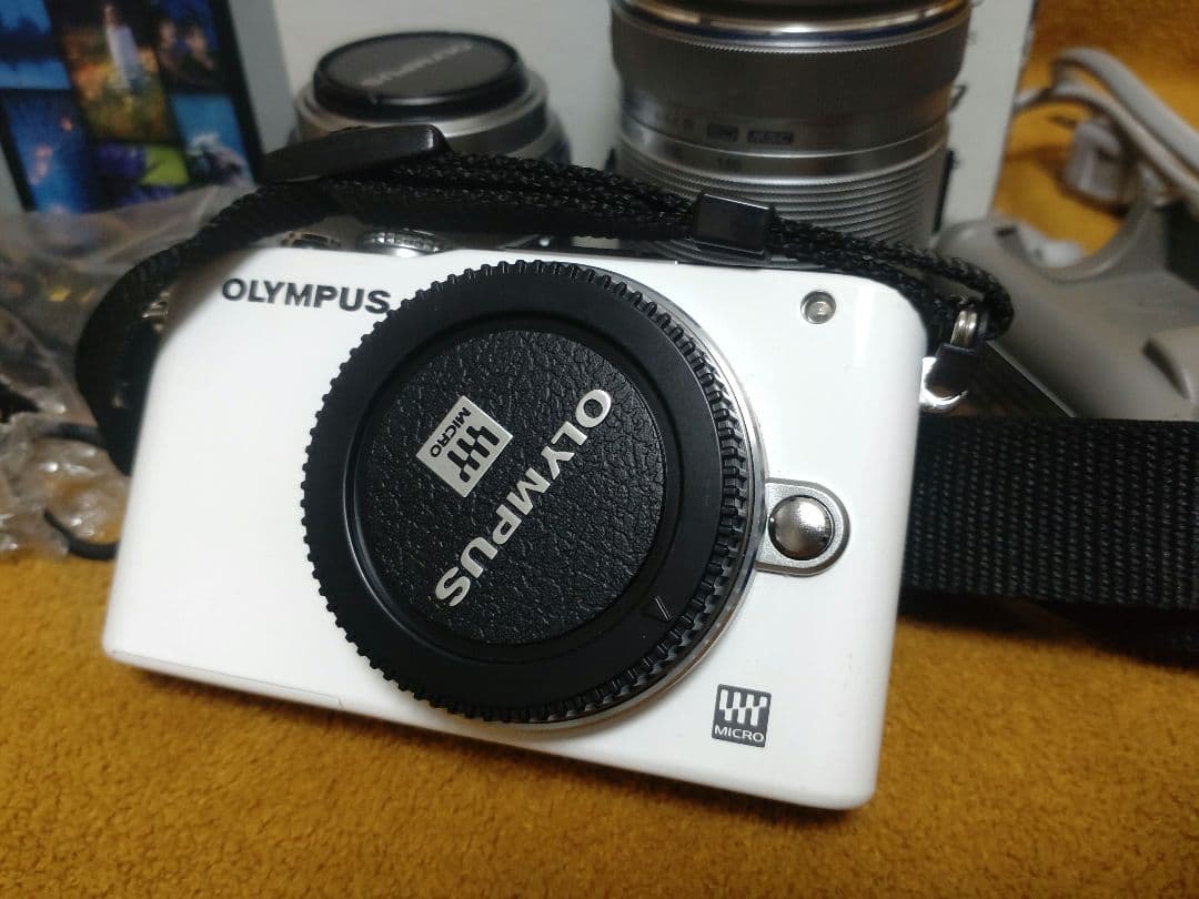 OLYMPUS PEN Lite E-PL3 ミラーレスカメラ