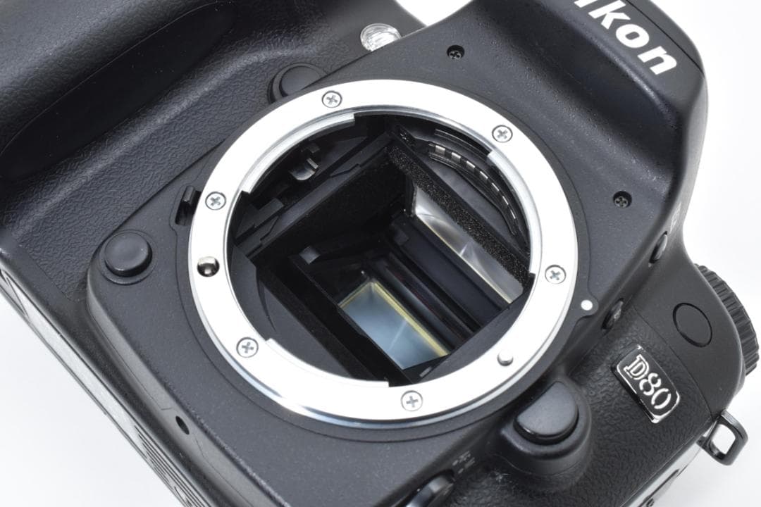 超美品 NIKON D80 箱付 説明書付 ショット数 7311枚 H374