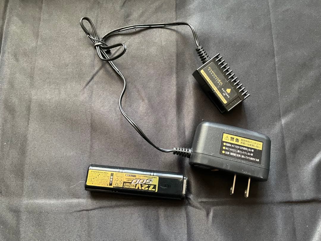 東京マルイ 電動ハンドガン M9A1 木製グリップ＆バッテリー＆充電器