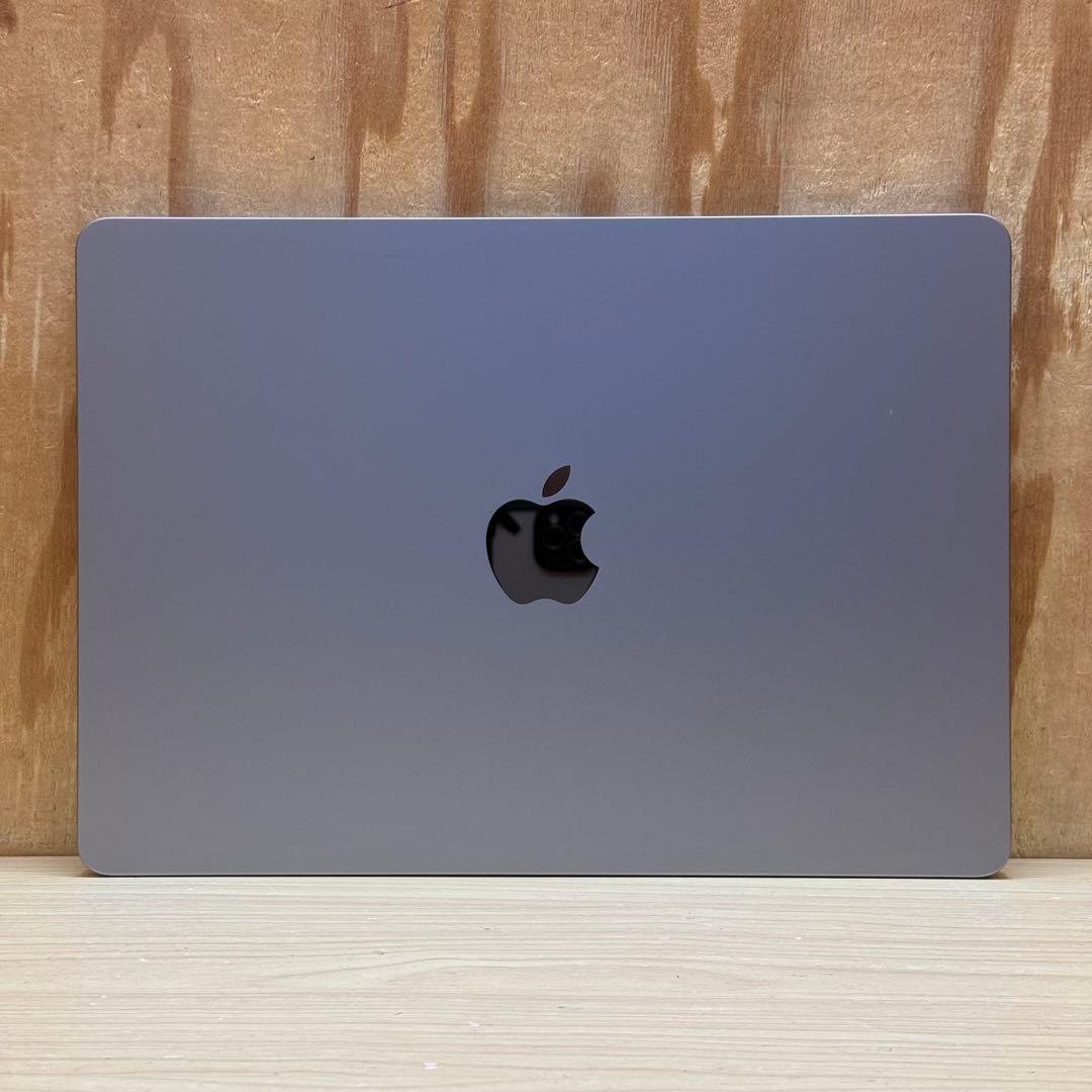 Apple MacBook Air (M2, 2022) 512GB充放電4回