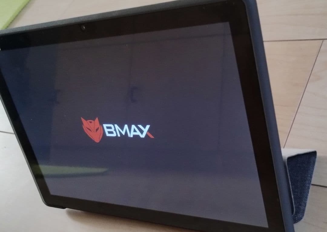 BMAX 10.1インチ Android.14タブレット スリムデザイン新品同様