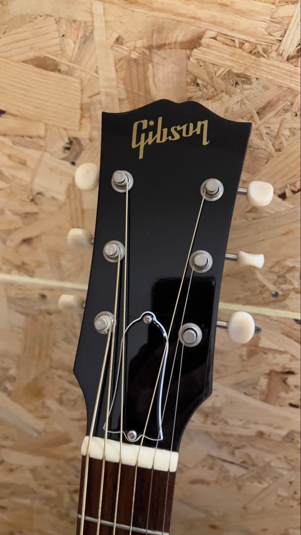 Gibson Custom Shop 60’s J-45 ADJ 2013年製