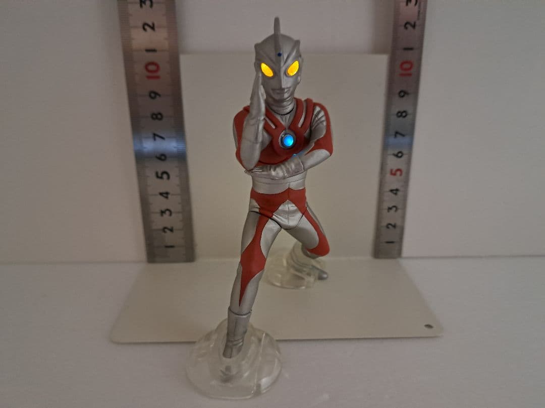 バンダイアルティメットルミナスウルトラマン「必殺光線発射ポーズ」12体まとめ売り