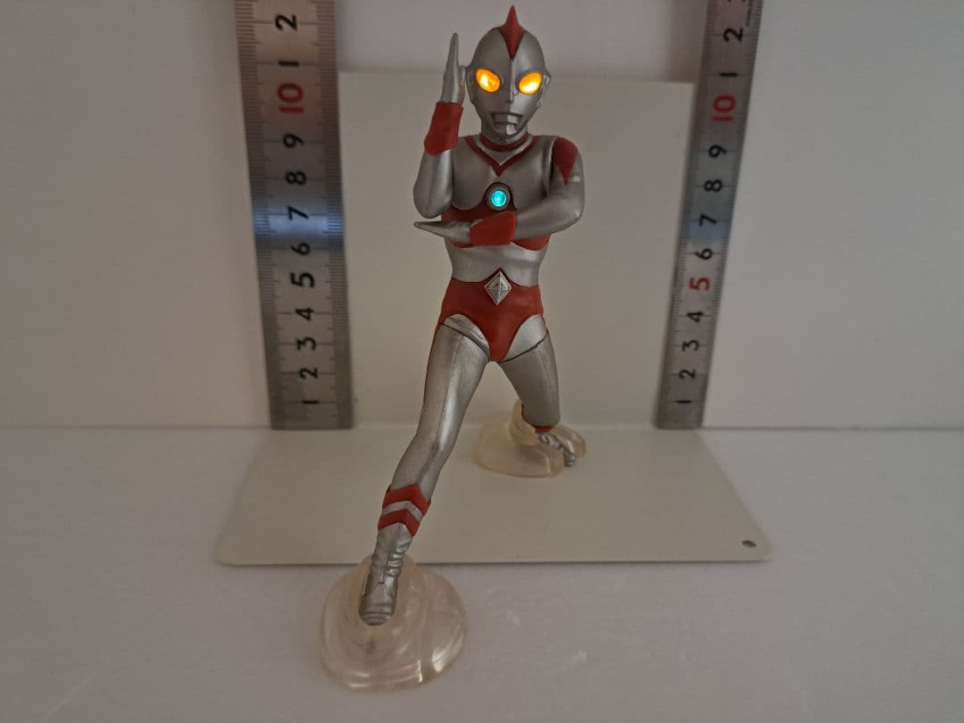 バンダイアルティメットルミナスウルトラマン「必殺光線発射ポーズ」12体まとめ売り