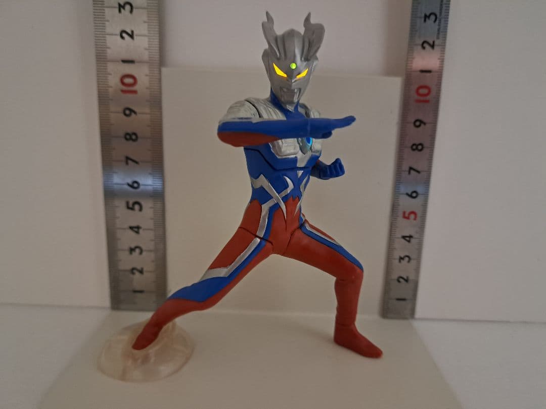 バンダイアルティメットルミナスウルトラマン「必殺光線発射ポーズ」12体まとめ売り