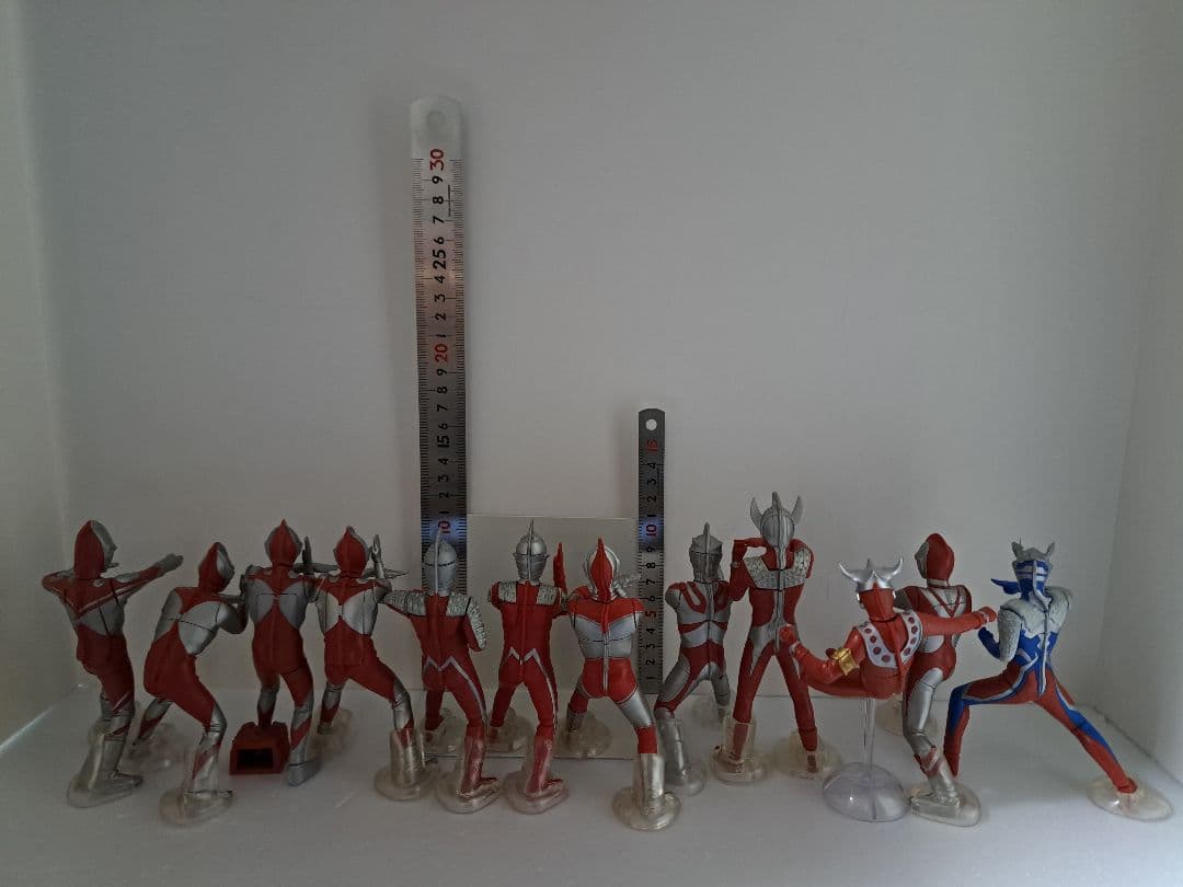 バンダイアルティメットルミナスウルトラマン「必殺光線発射ポーズ」12体まとめ売り