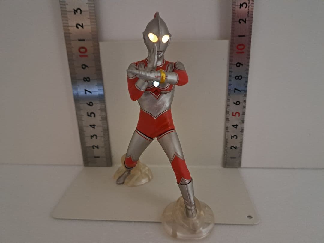 バンダイアルティメットルミナスウルトラマン「必殺光線発射ポーズ」12体まとめ売り