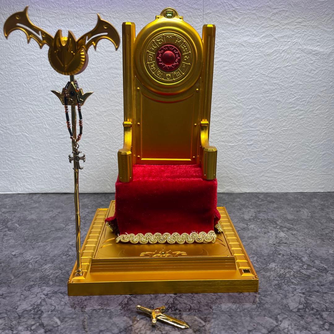 聖闘士聖衣神話　教皇シオン　金玉座ver.