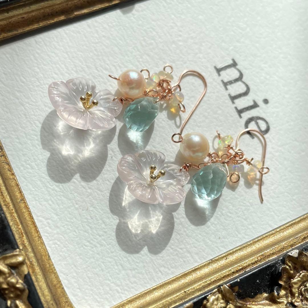 14kgf ピンクゴールド 初桜*. カービング ローズクォーツ ピアス