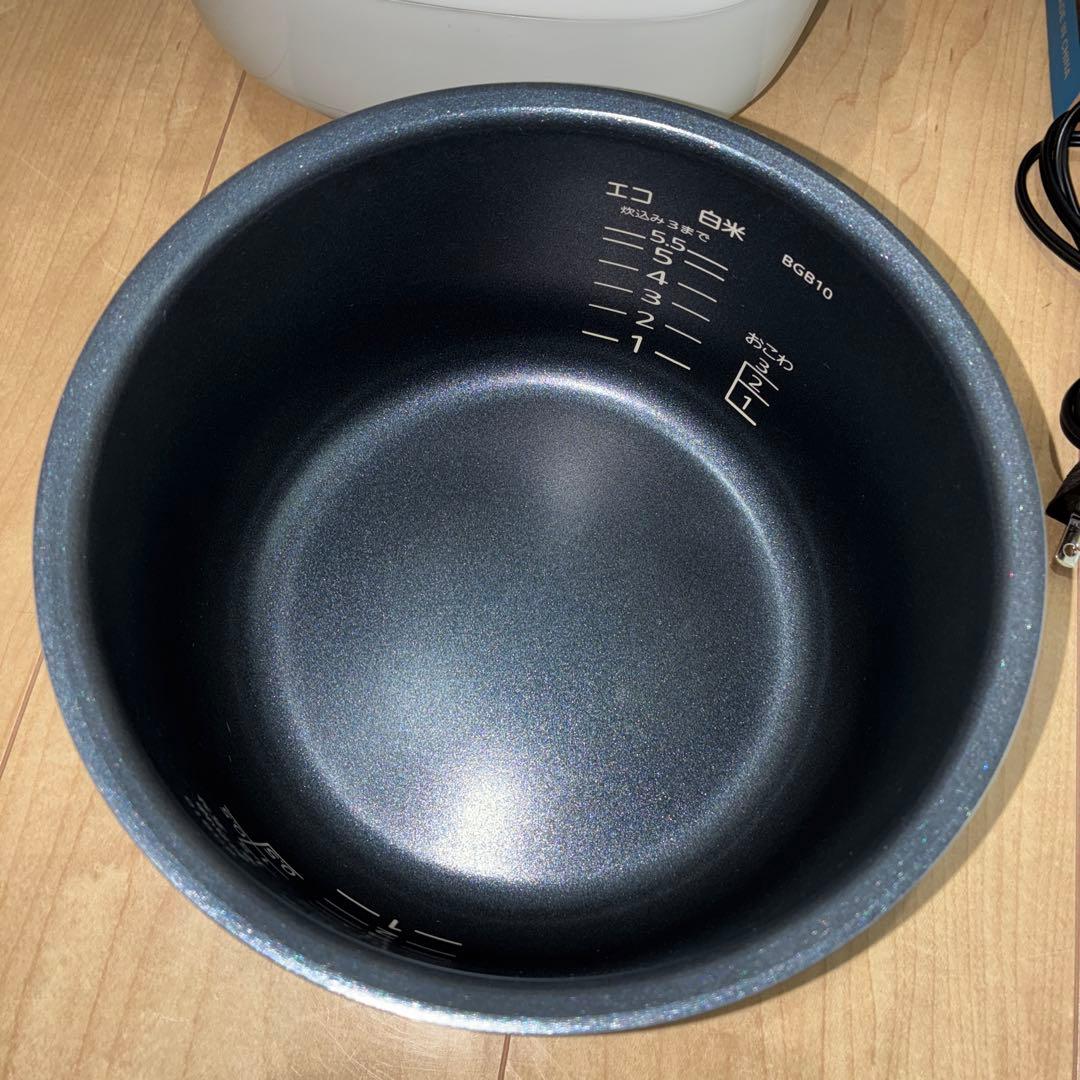 ふっくらおいしい　TIGER マイコン炊飯ジャー　美品