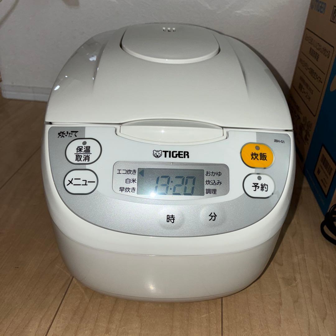 ふっくらおいしい　TIGER マイコン炊飯ジャー　美品
