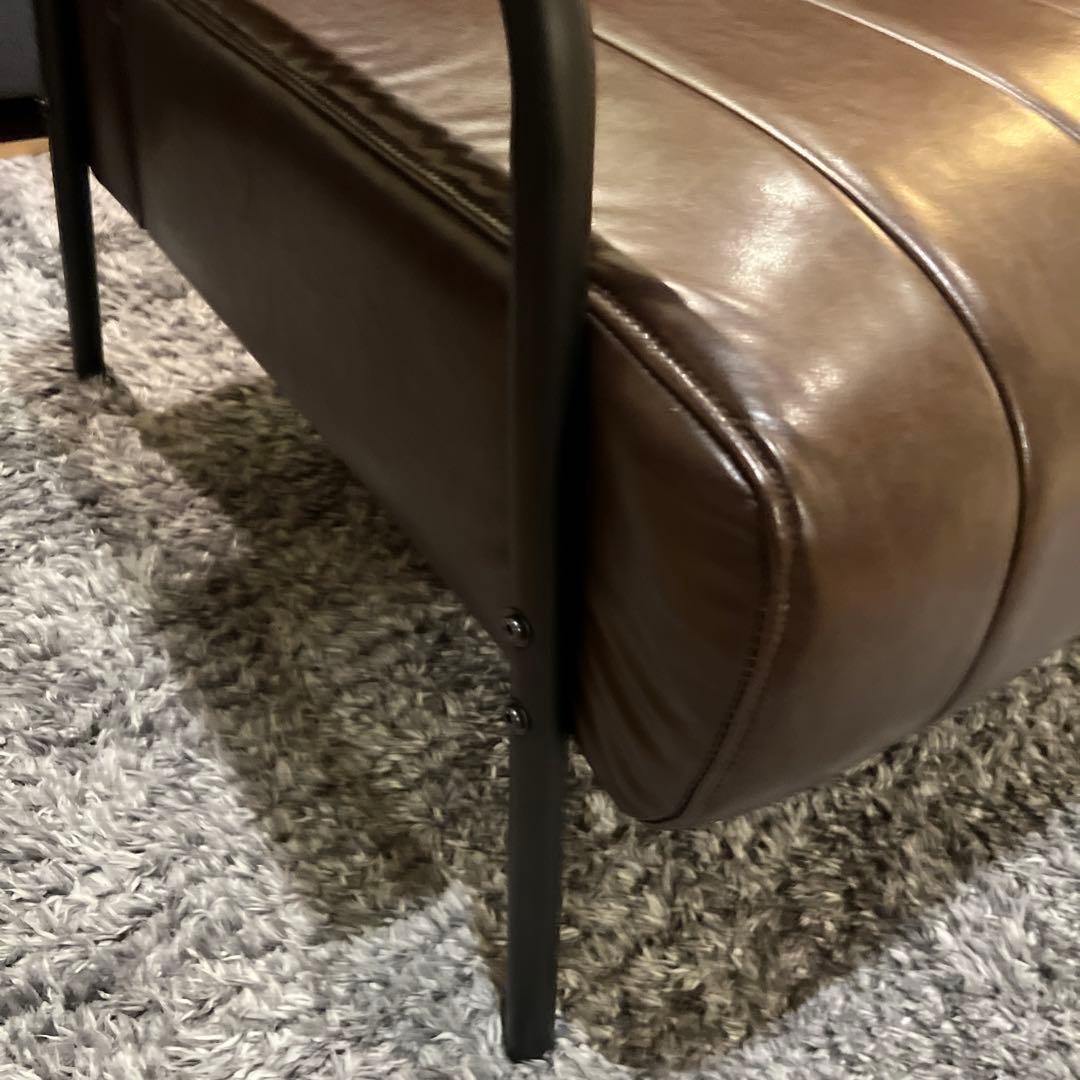 美品　ニトリ　2人掛けソファ 合皮タイプ (ステイン2KD Nシールド DBR)