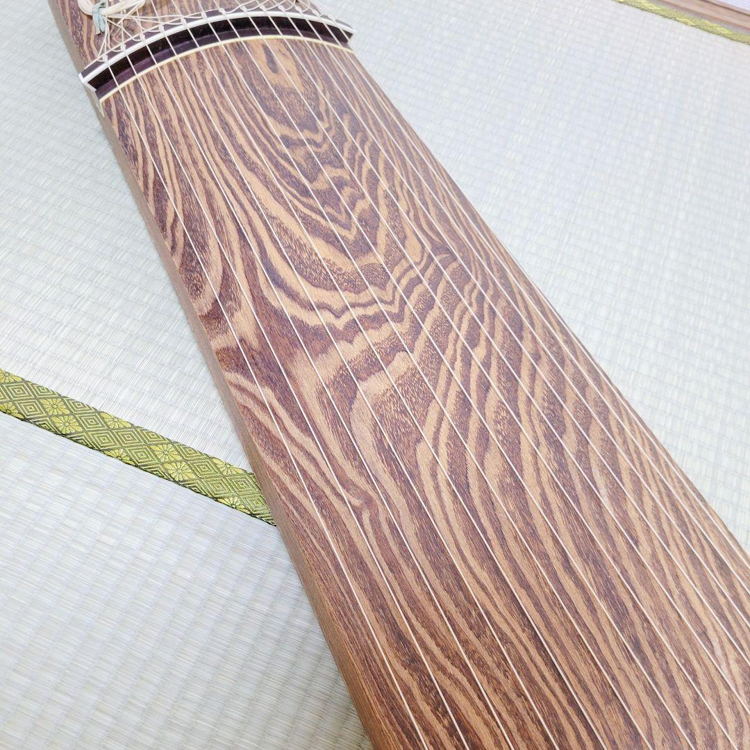 高級琴✨付属品多数✨ フルセット13弦 琴 並甲 木目良好 蒔絵入りケース付き