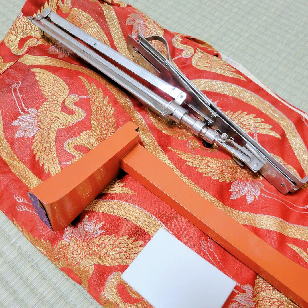 高級琴✨付属品多数✨ フルセット13弦 琴 並甲 木目良好 蒔絵入りケース付き