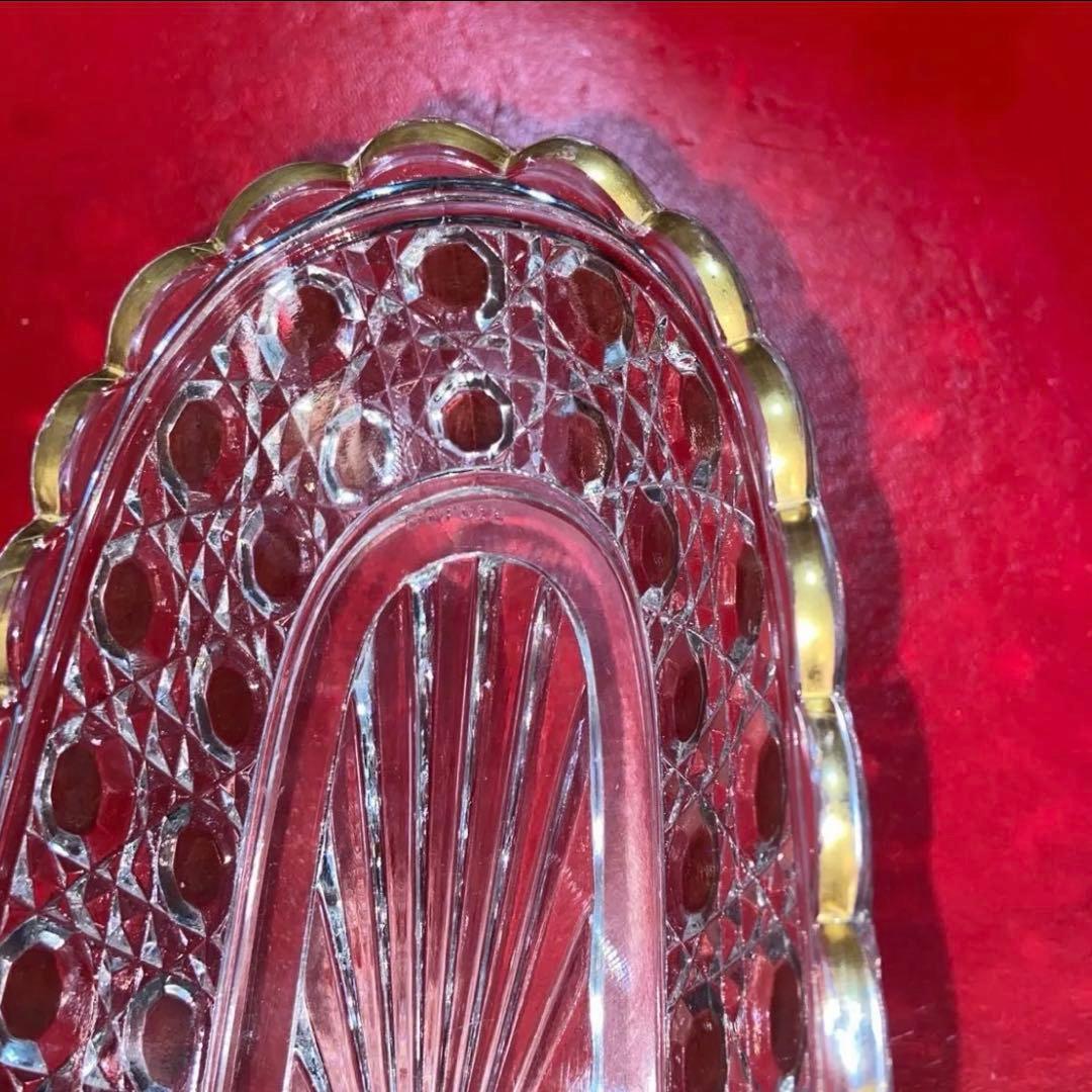 バカラ ディアマンピエーリー　長皿　ワインレッドカラー　 Baccarat