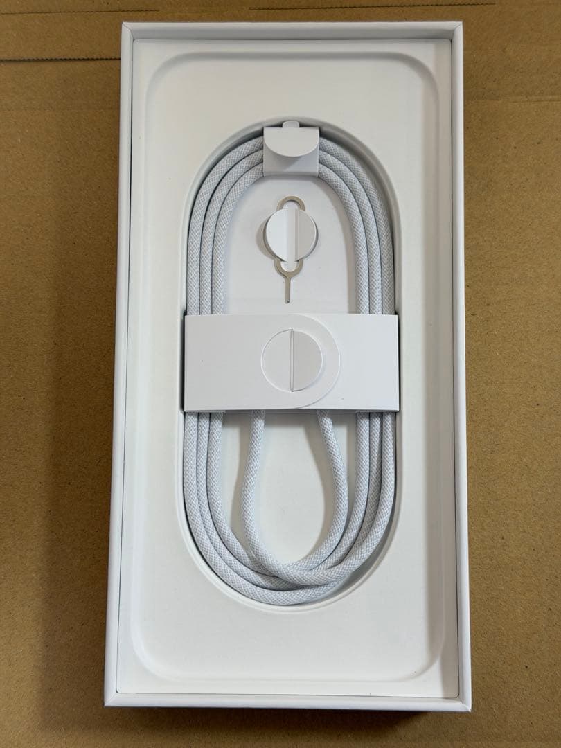 【保証有】iPhone 16 Pro Max ナチュラルチタニウム256GB