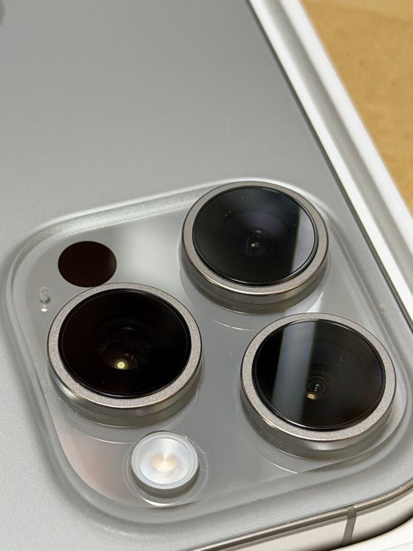 【保証有】iPhone 16 Pro Max ナチュラルチタニウム256GB
