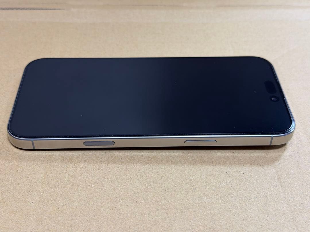 【保証有】iPhone 16 Pro Max ナチュラルチタニウム256GB