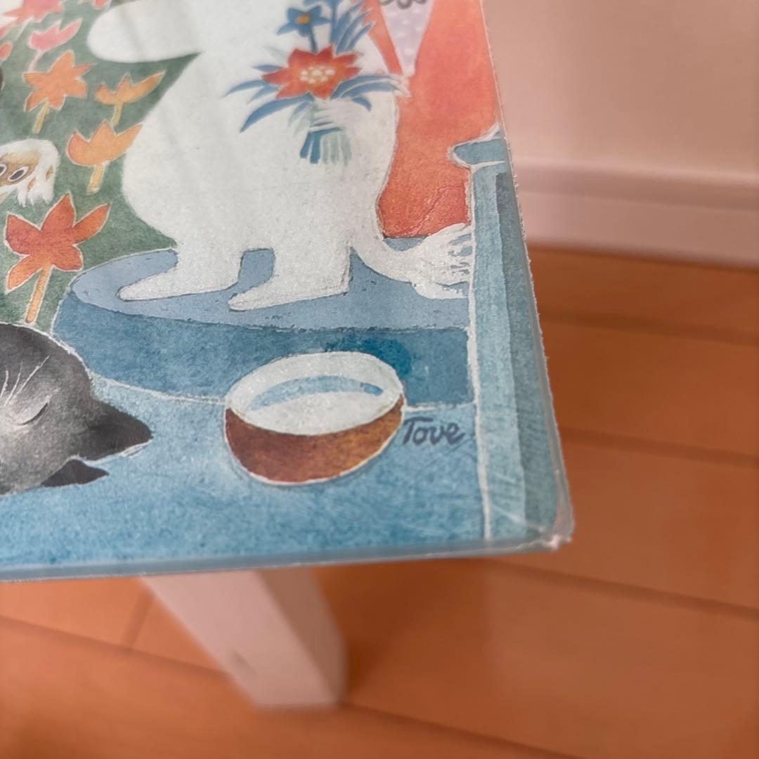 レア☆ムーミン　ガラス　カッティングボード　まな板　アート　ボード　MOOMIN