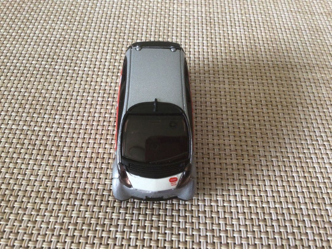 非売品トミカ　三菱i MiEV 東京電力