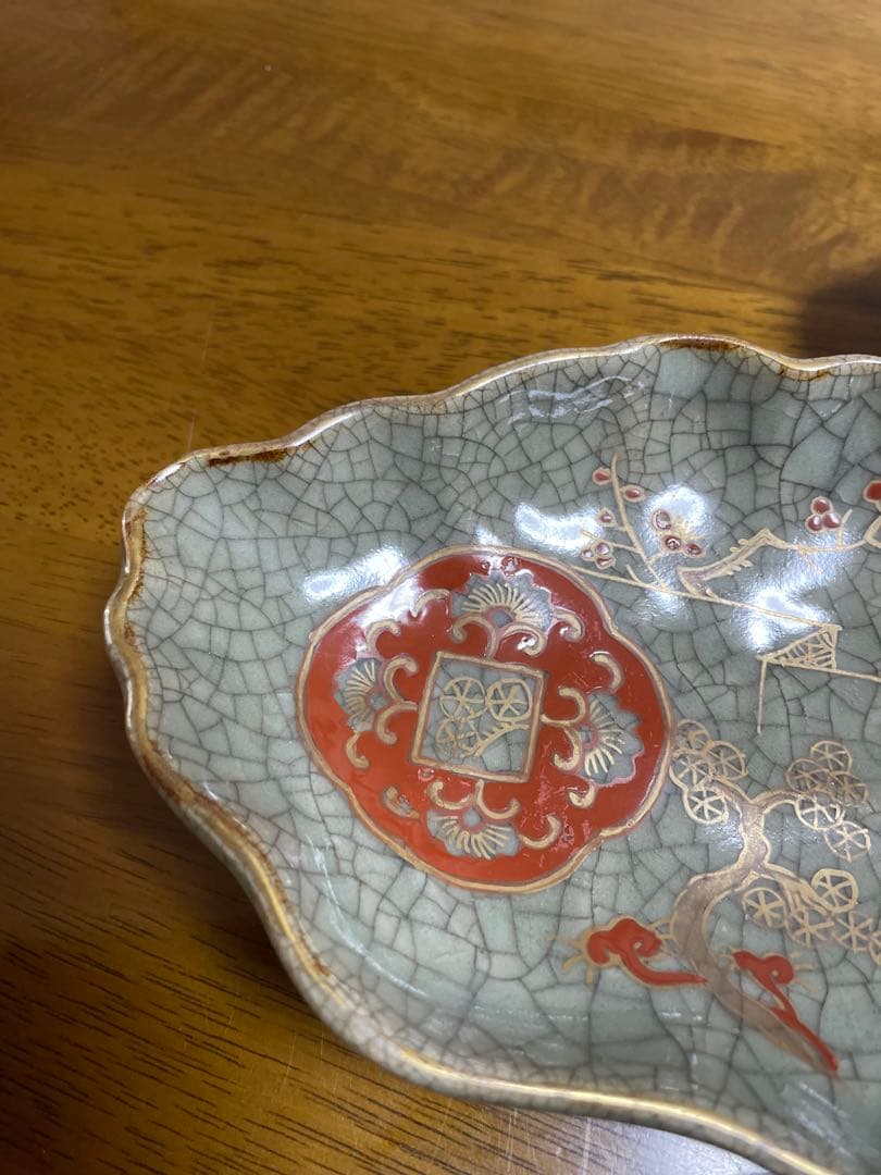 青磁罅焼　金彩色絵変形皿　四客　後期鍋島　骨董