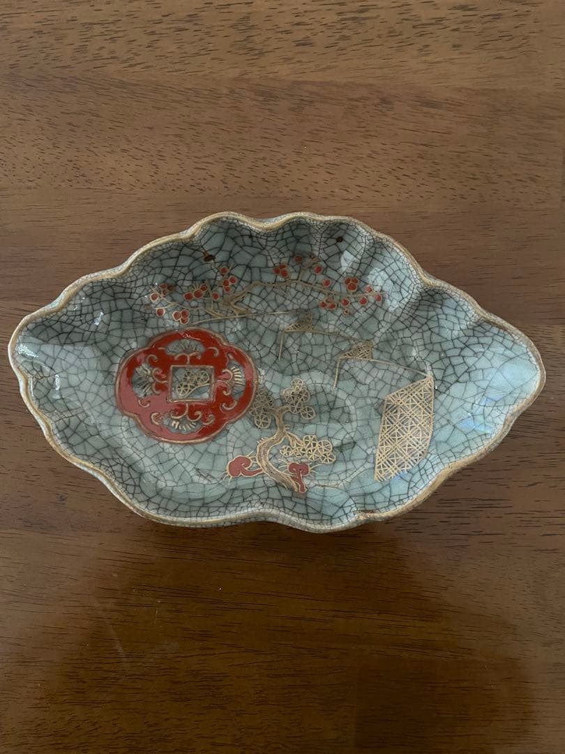 青磁罅焼　金彩色絵変形皿　四客　後期鍋島　骨董