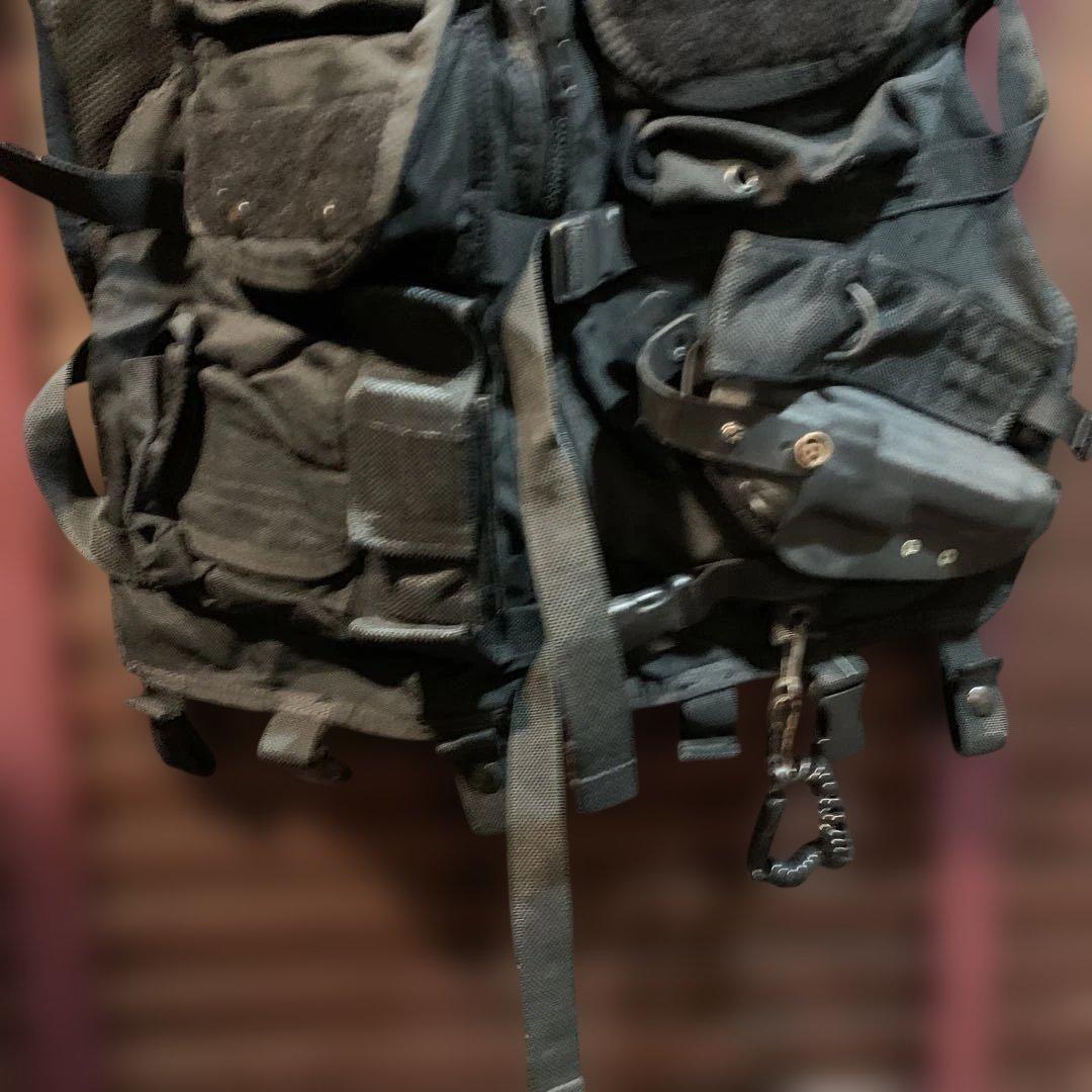 米軍放出US NAVY 海上警備　ロンドン　ブリッジ　フローテーションベスト中古