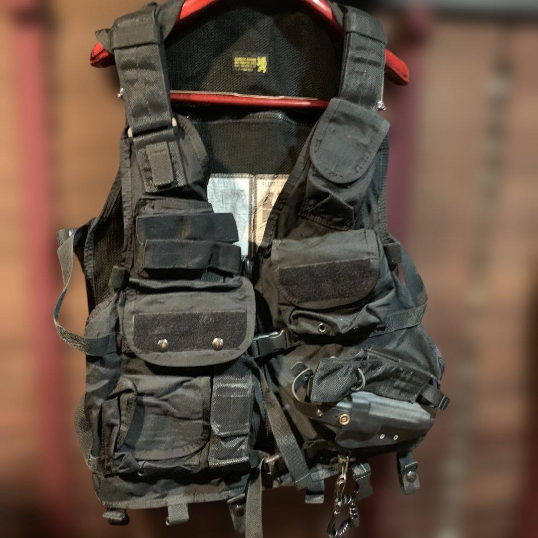 米軍放出US NAVY 海上警備　ロンドン　ブリッジ　フローテーションベスト中古