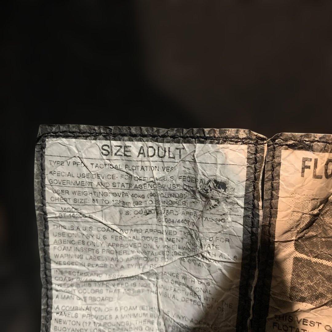米軍放出US NAVY 海上警備　ロンドン　ブリッジ　フローテーションベスト中古