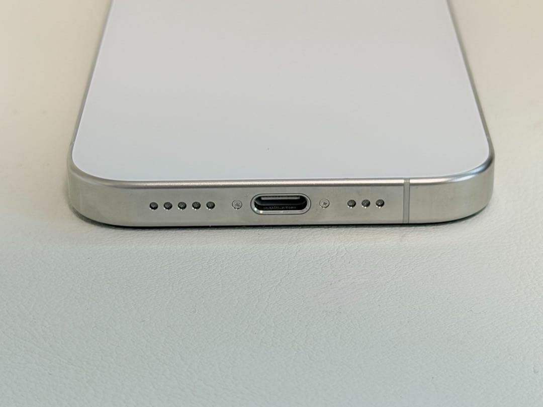 iPhone 15pro 1TB 純正バッテリー100% SIMフリー 極美品