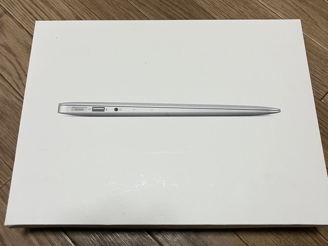 値下げ　MacBook Air 13インチ i5 8GB A1466
