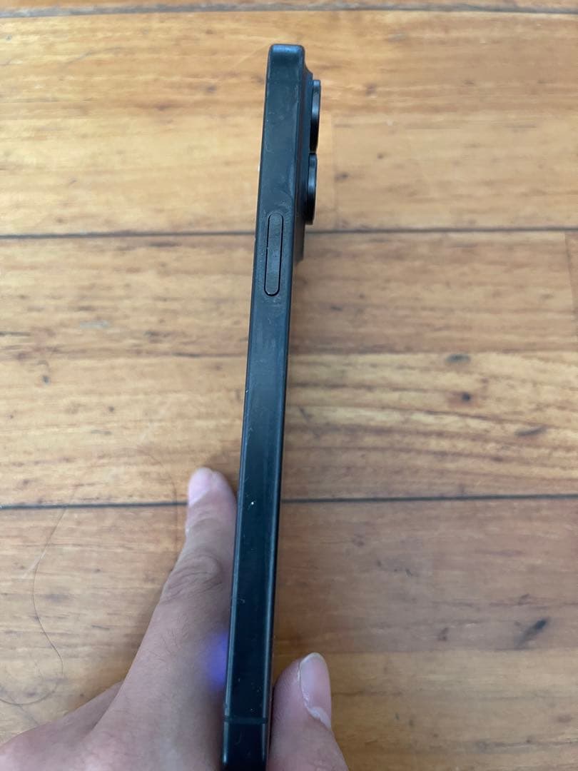 SIMフリー iPhone 15 Pro Max 256GB iFaceケース付