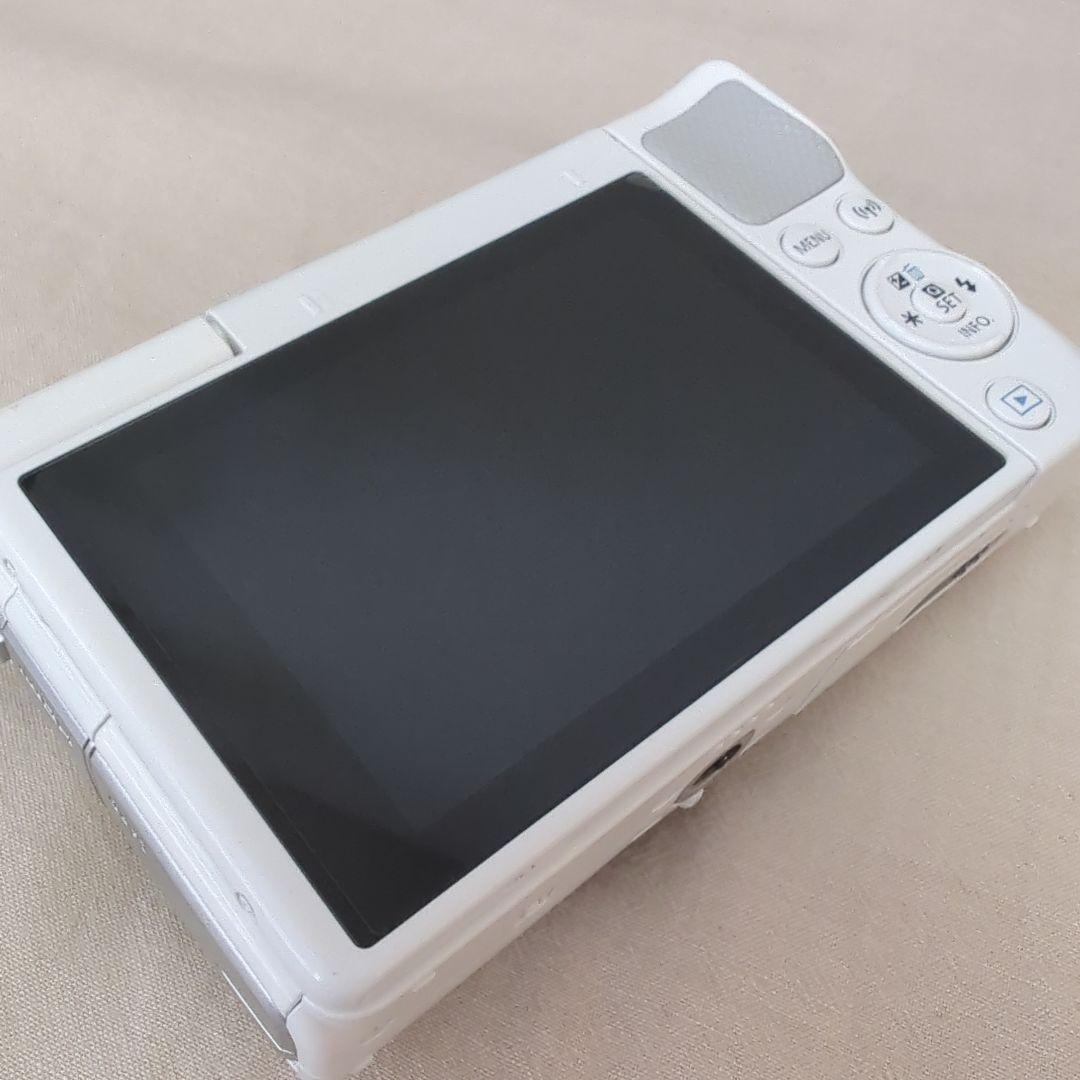 Canon EOS M100 ダブルレンズ 白　ミラーレス　一眼