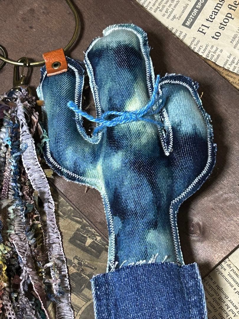 コラボ‼️ビッグひょうたんさゆり染めサボちゃんチャームNo.532