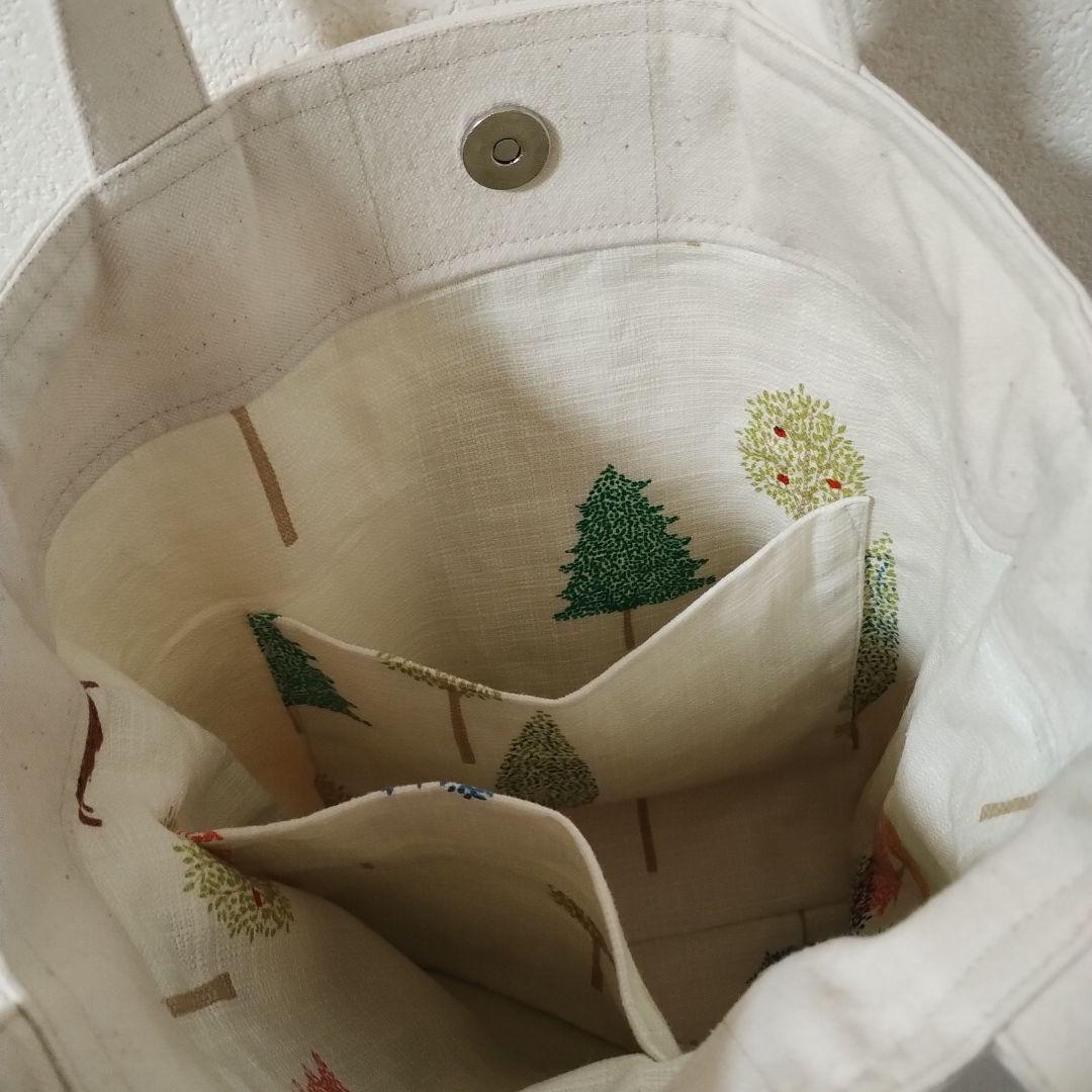 ハンドメイド 刺繍 森の散歩道のト― トバック