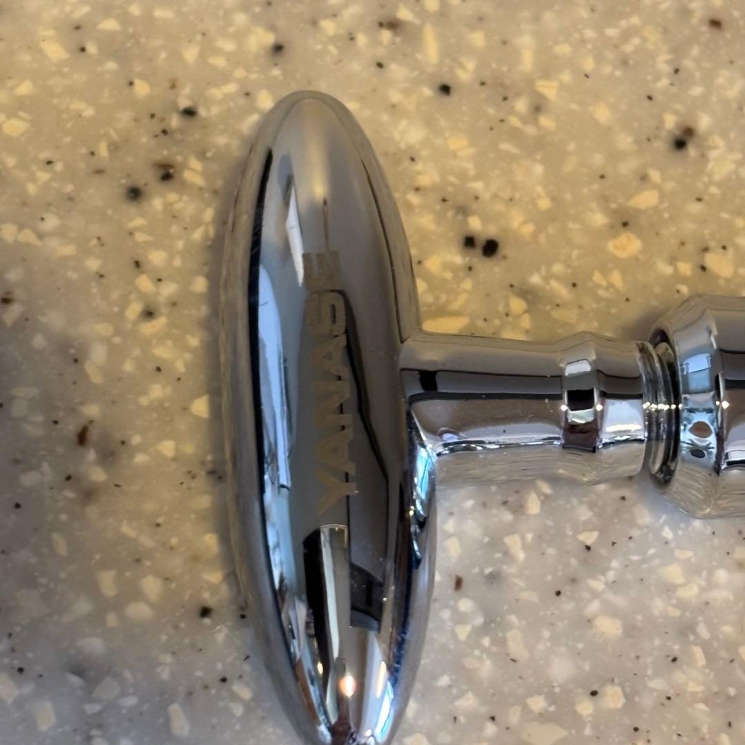 【非売品】YANASEワインオープナー&ボトルストッパー　ル・ヴァル　ワイン付き