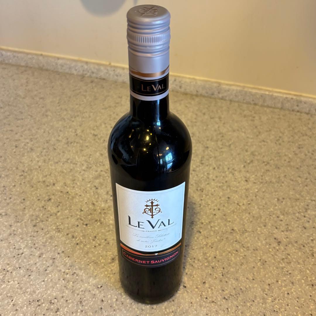 【非売品】YANASEワインオープナー&ボトルストッパー　ル・ヴァル　ワイン付き