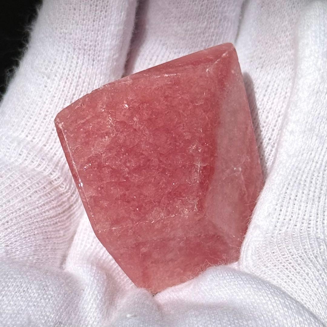インカローズ　フリーフォーム　アルゼンチン産　天然石