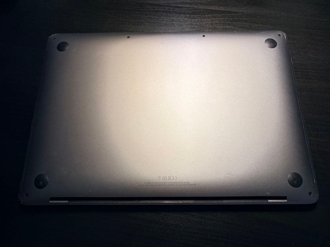 MacBook Pro 13インチ 2019 Touch Bar付き
