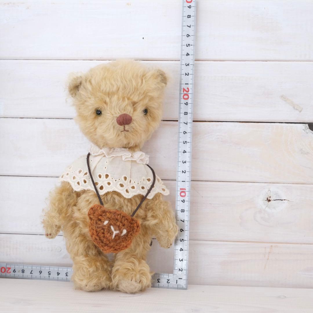 おっとりなくまのぬいぐるみ　テディベア　ぬいぐるみ　teddy bear
