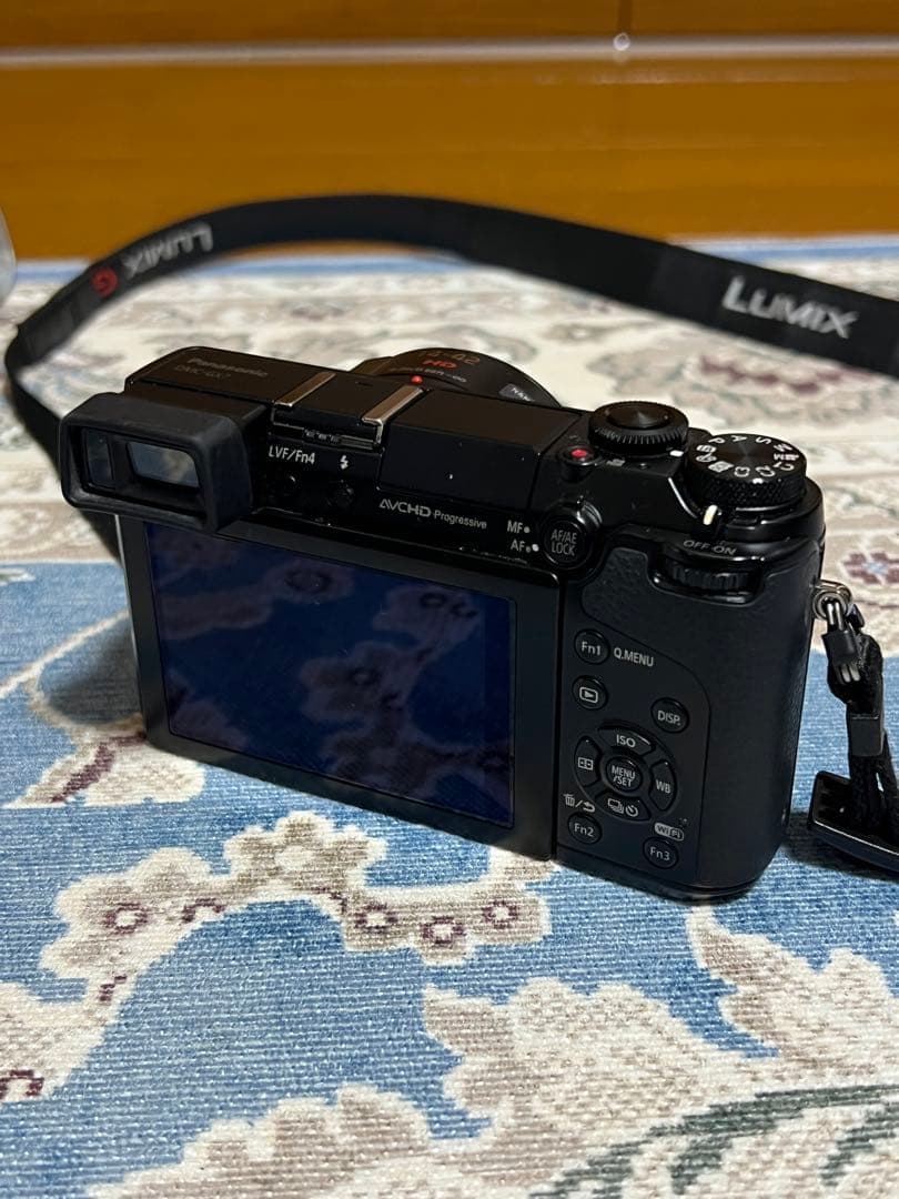LUMIX GX7 ミラーレスカメラ 14-42mmレンズ付き