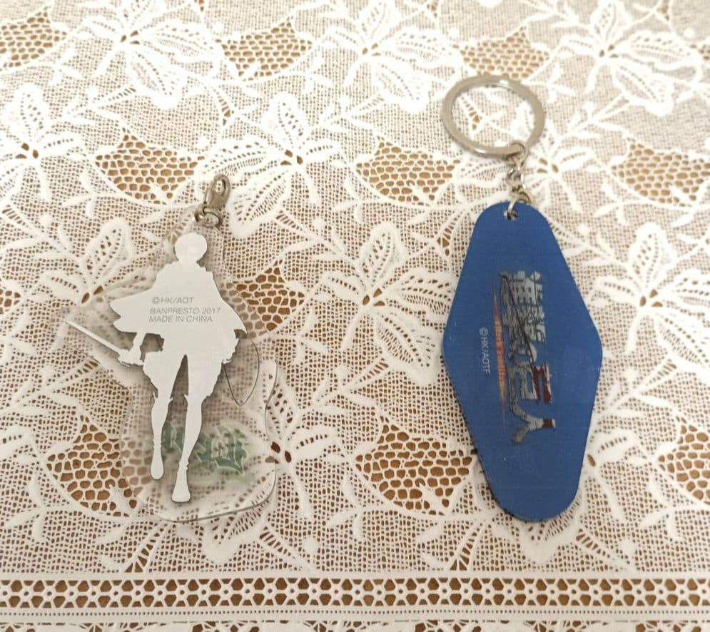 進撃の巨人　アニメグッズ まとめ　セット　リヴァイ　エルヴィン