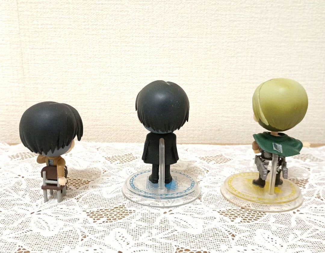 進撃の巨人　アニメグッズ まとめ　セット　リヴァイ　エルヴィン