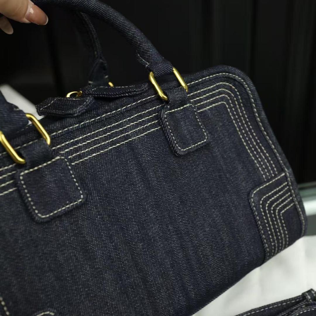 Amazona Jeans デニム刺繍ショルダーバッグ