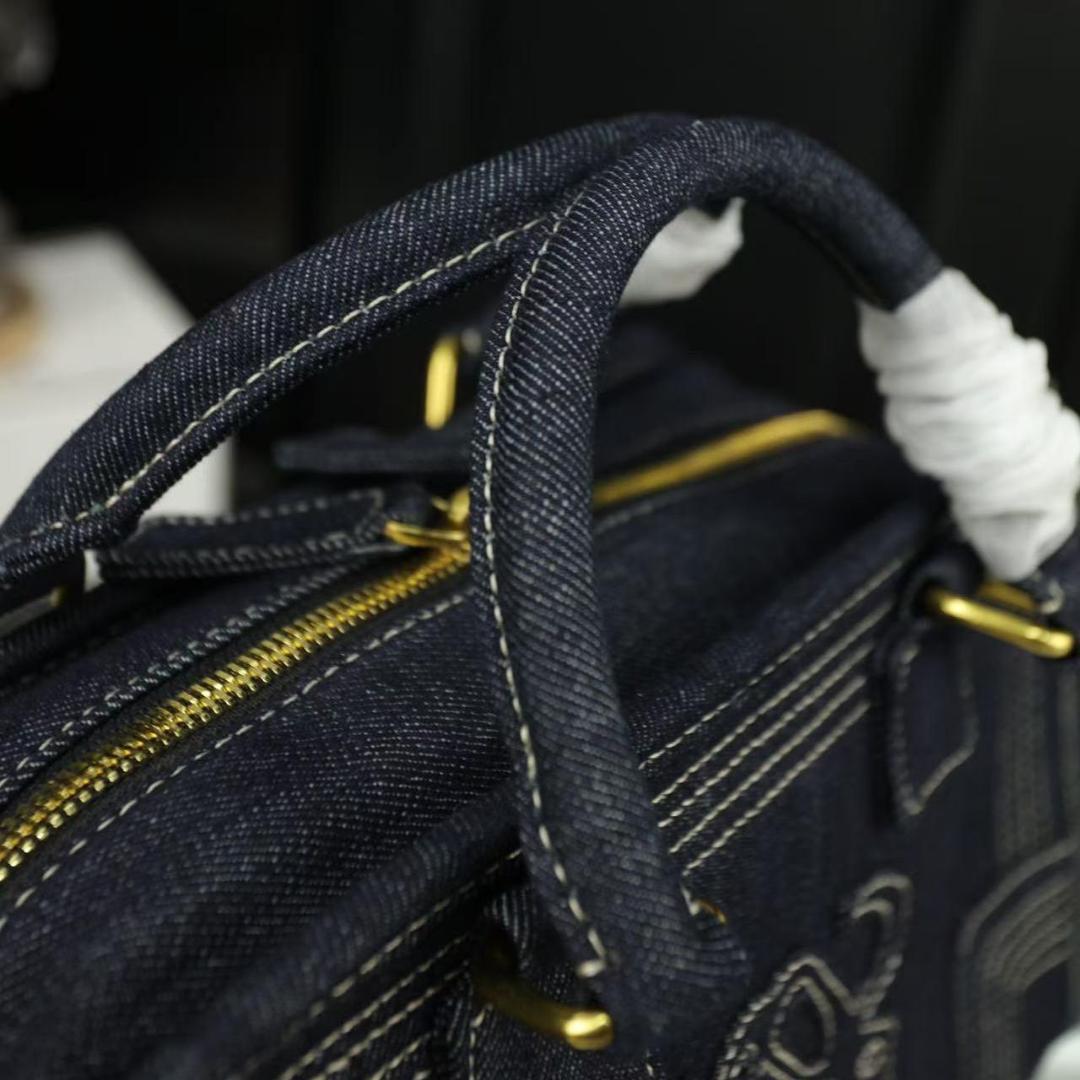 Amazona Jeans デニム刺繍ショルダーバッグ